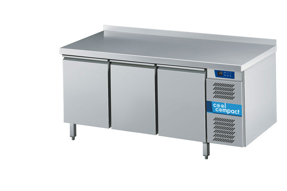 Umluft-Kühltisch, 470 L, 3 Türen